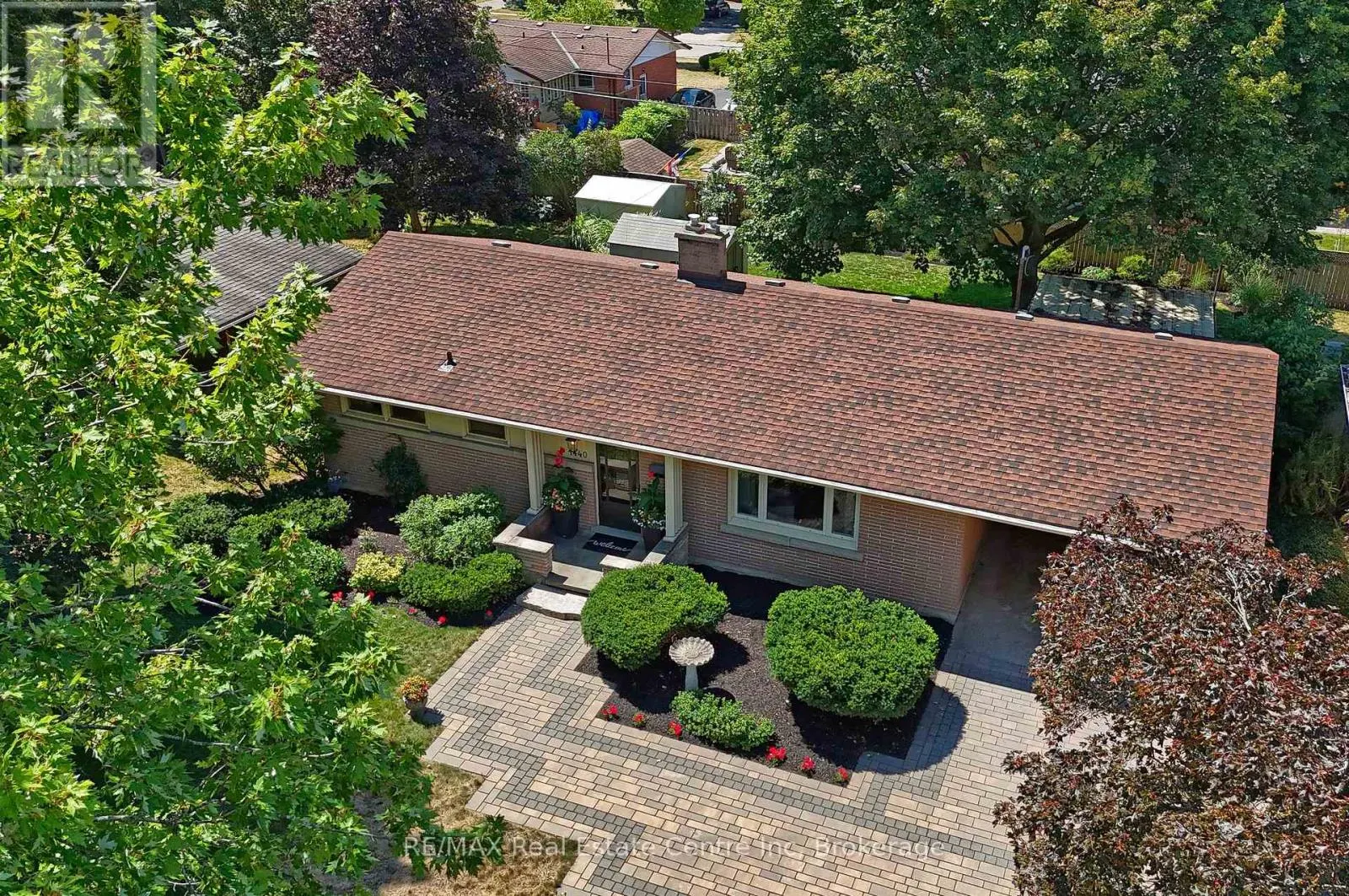 1440 MARY AVENUE