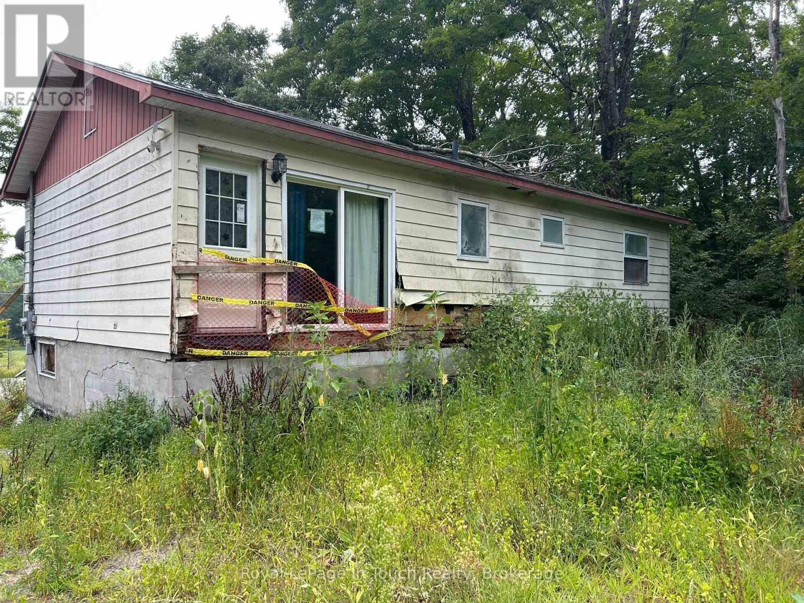 196 TWELVE MILE BAY ROAD