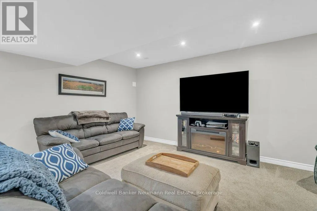 14 JEFFREY DRIVE