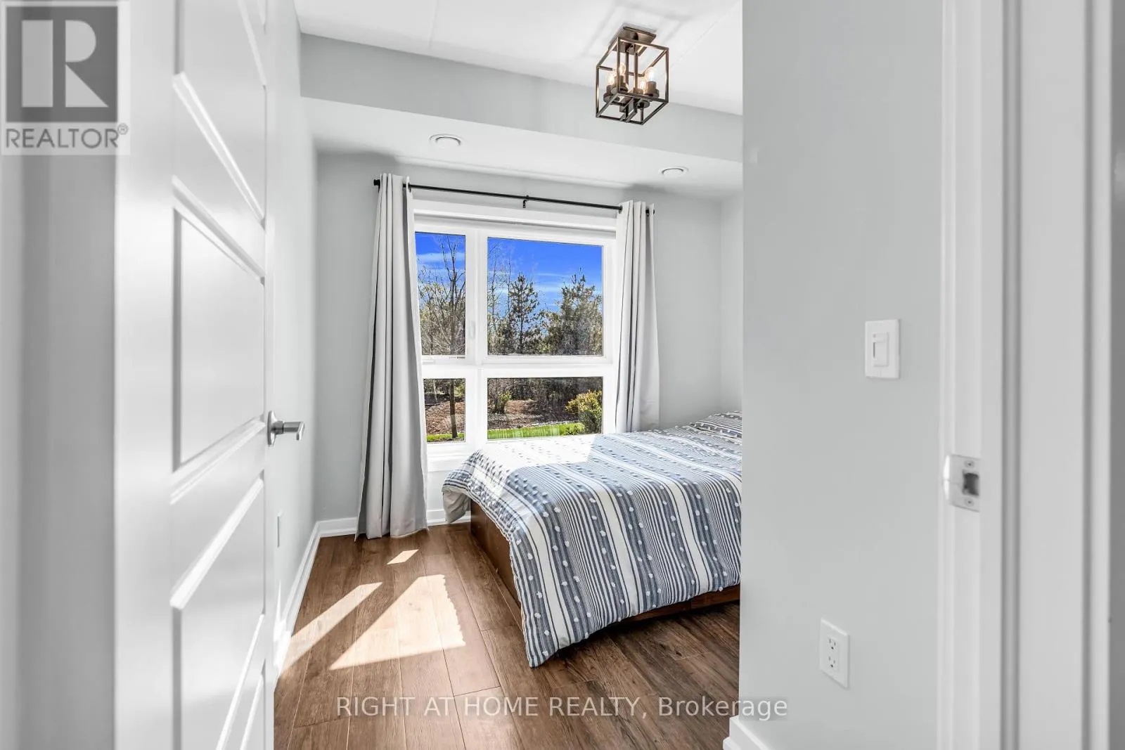LL12 - 25 KAY CRESCENT