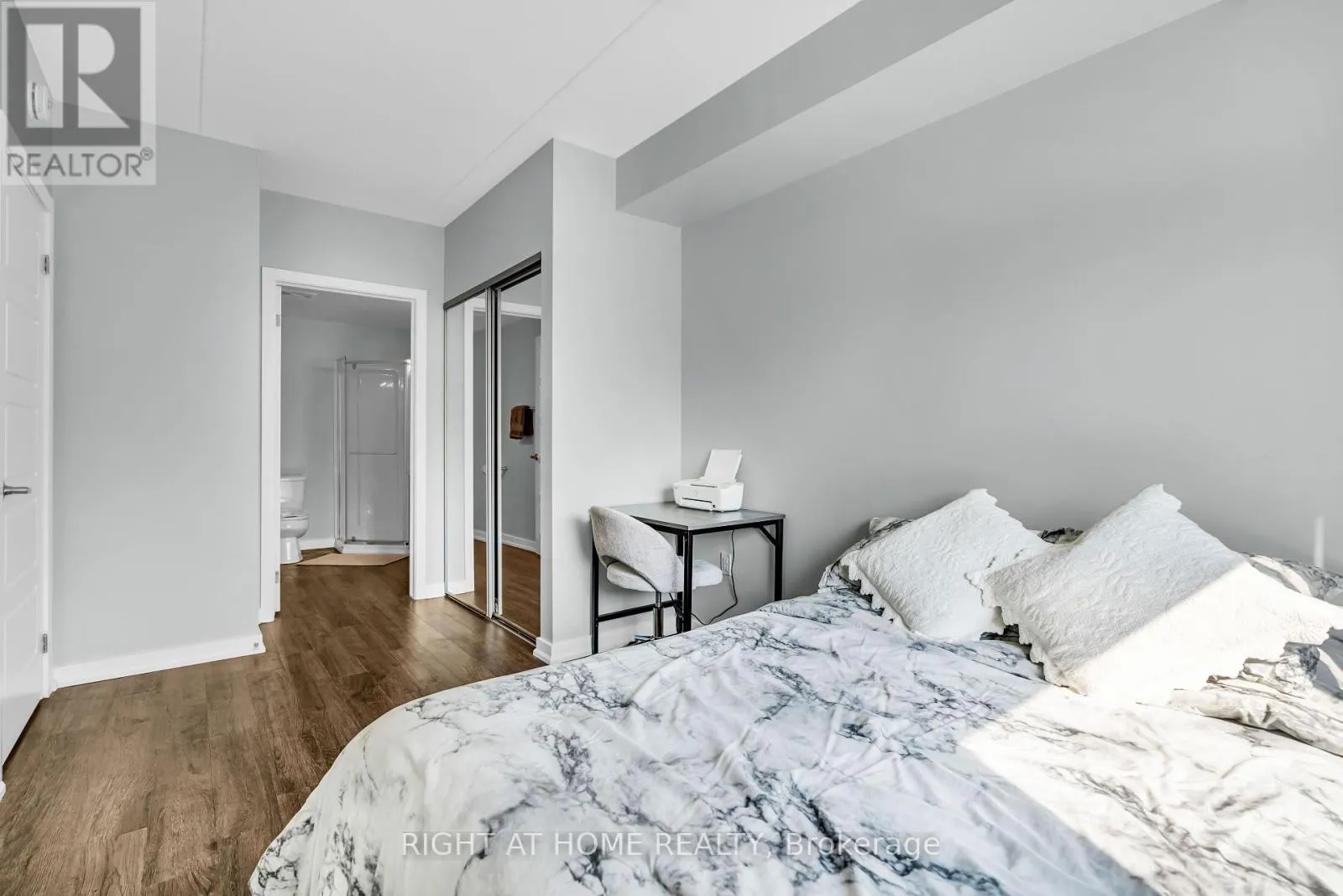 LL12 - 25 KAY CRESCENT