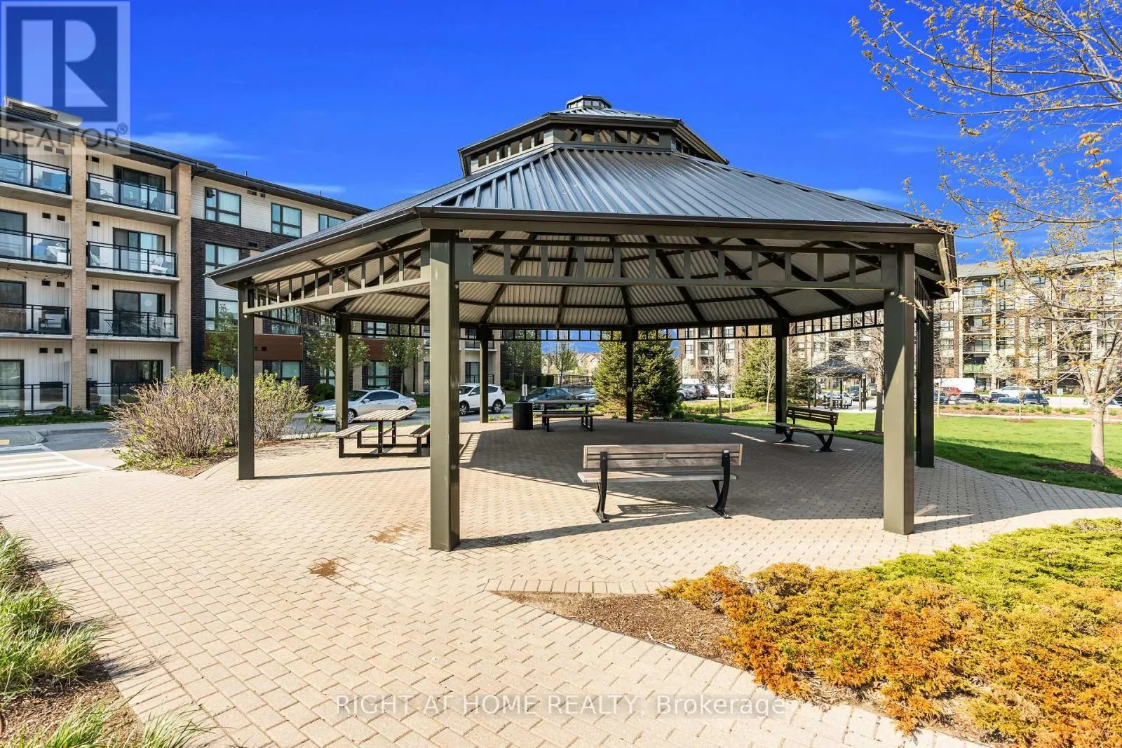 LL12 - 25 KAY CRESCENT