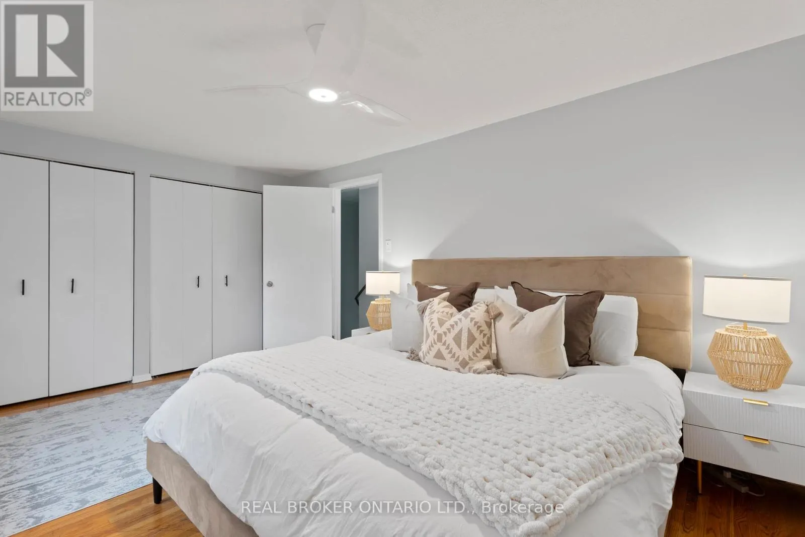 2 - 121 BAGOT STREET