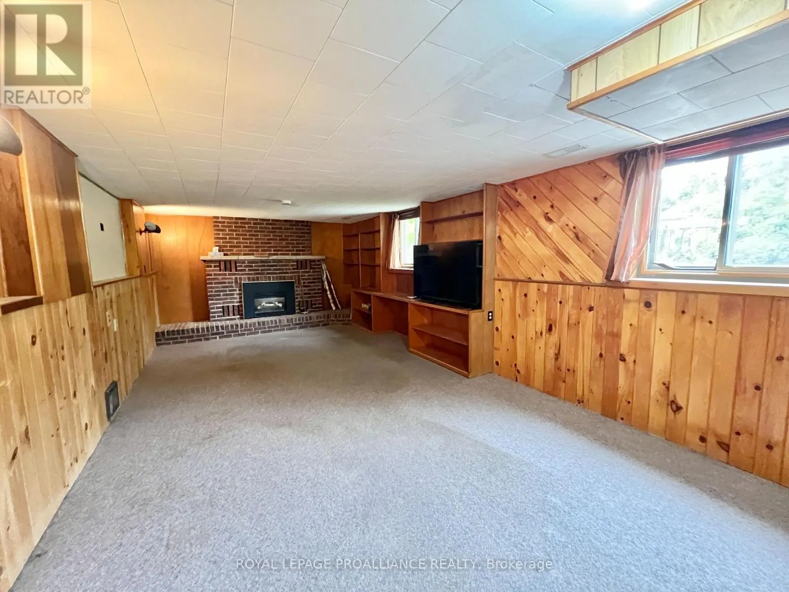 37 BONGARD CRESCENT