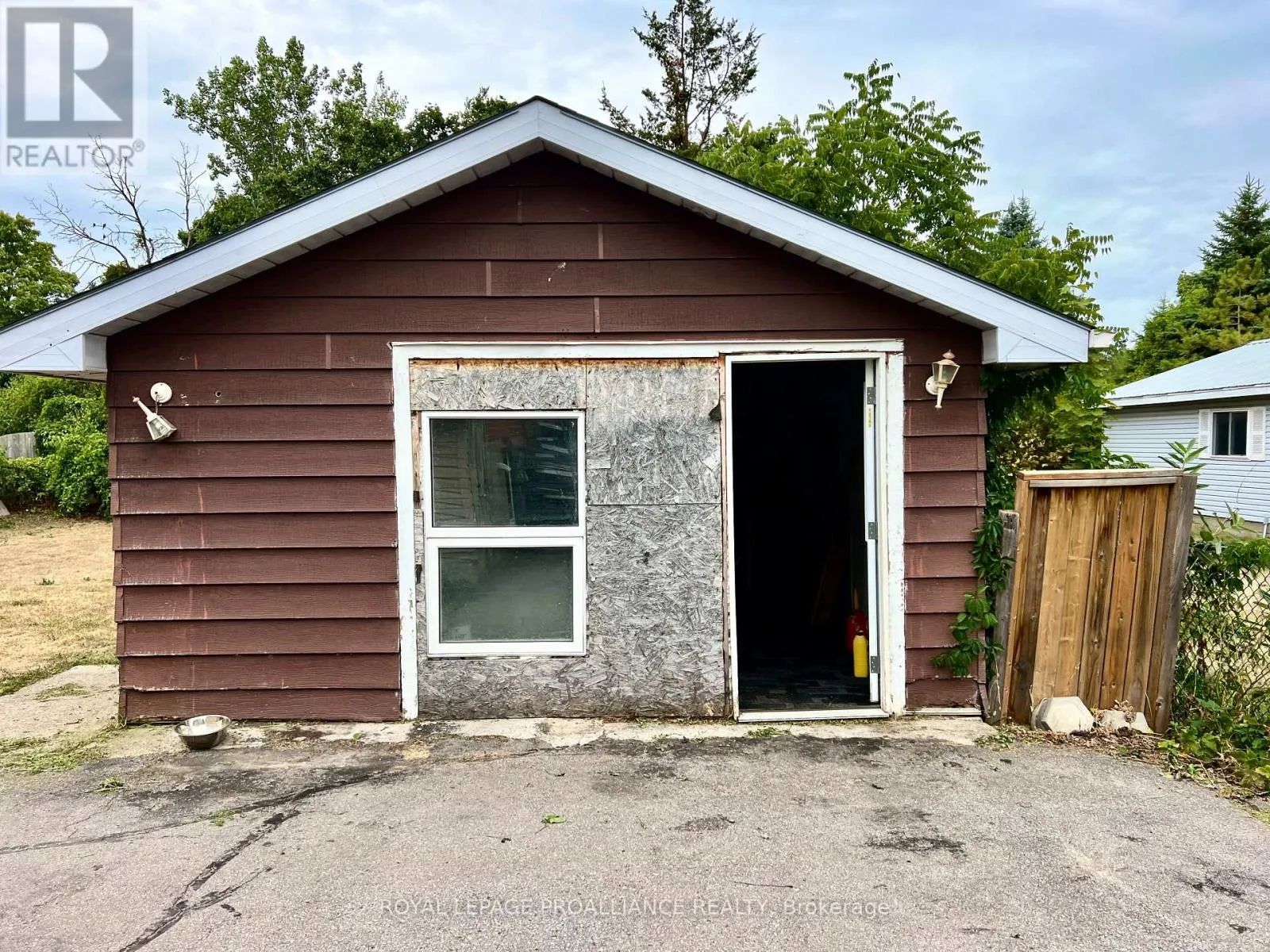 37 BONGARD CRESCENT