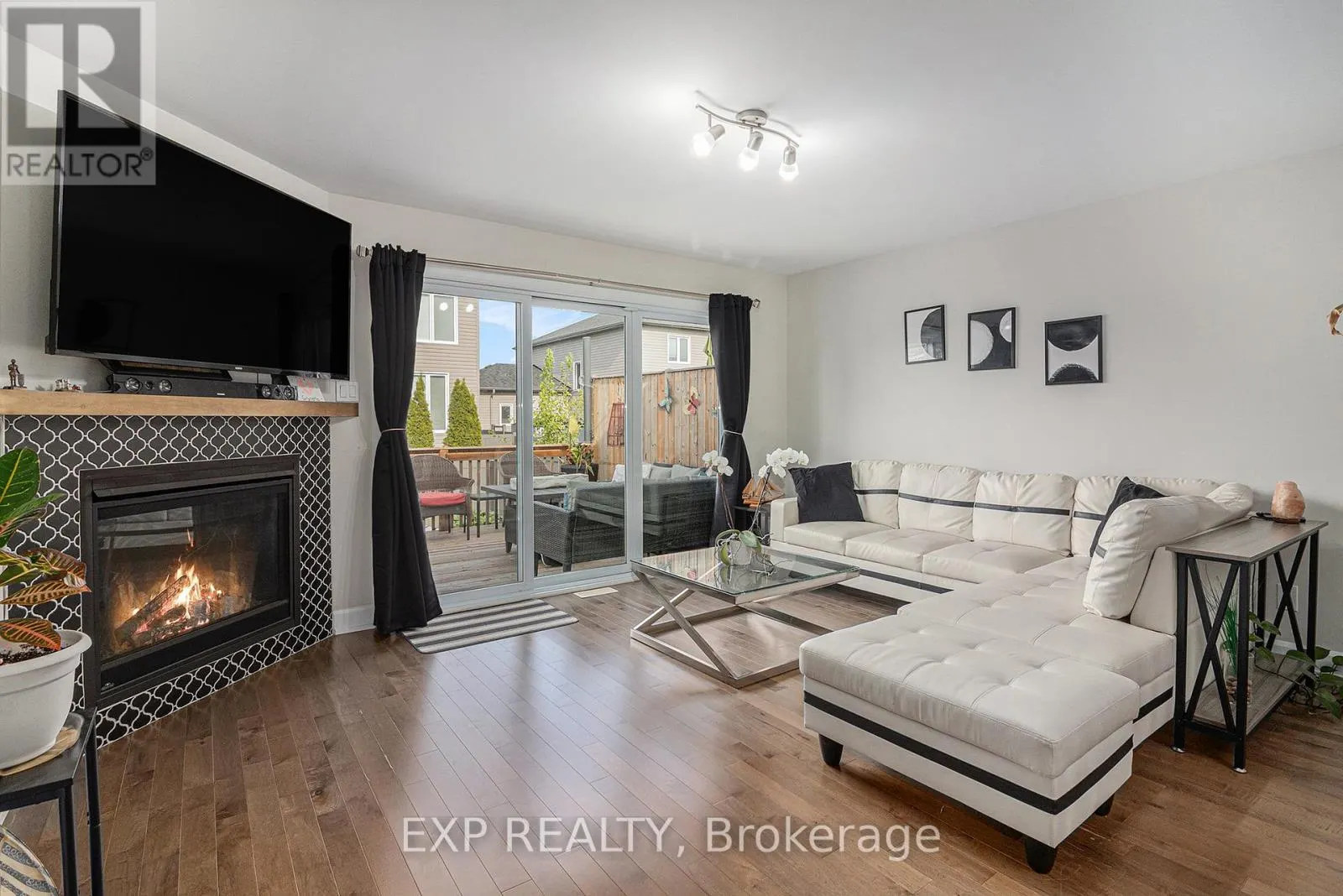 701 AZURE STREET