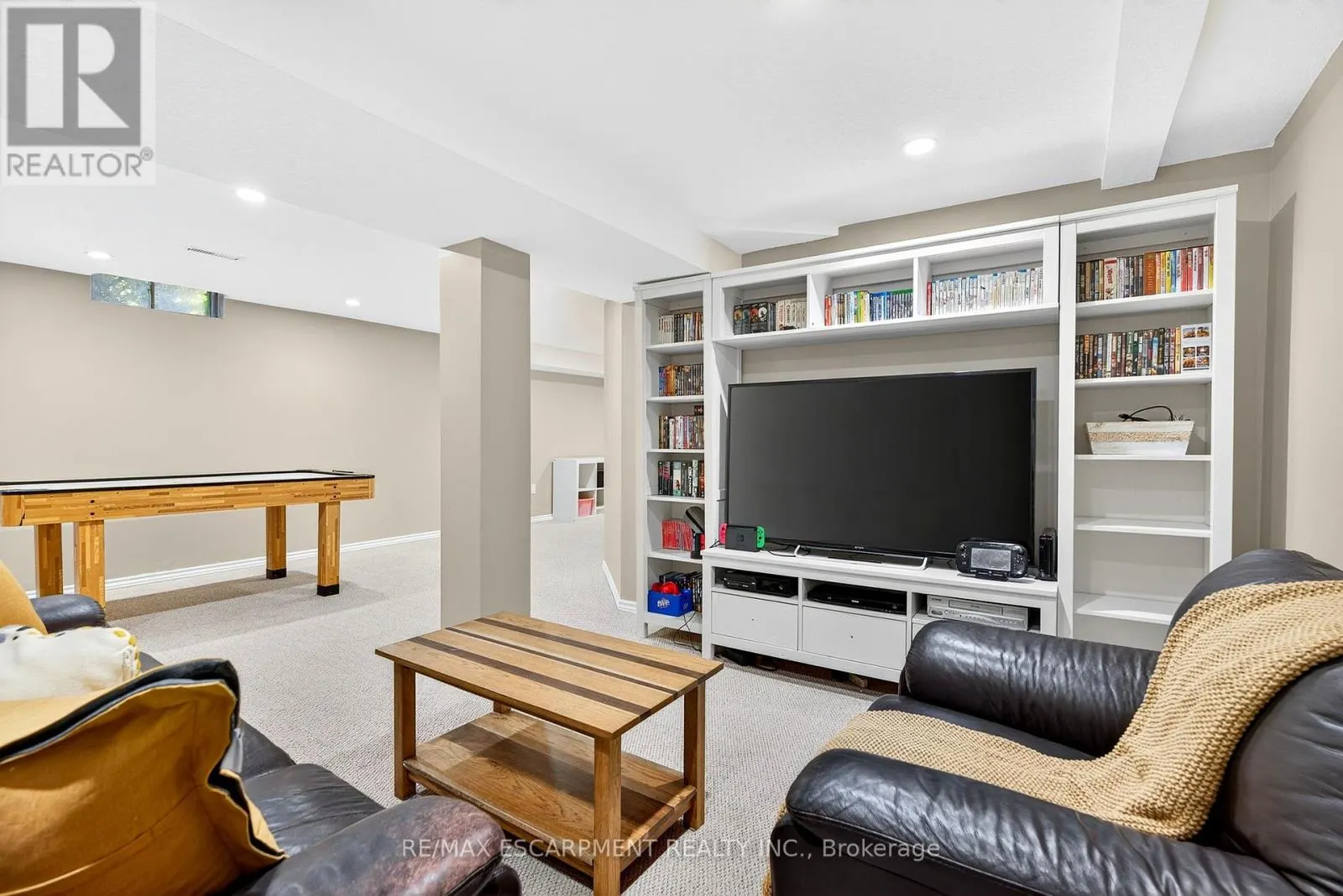 6 CHUDLEIGH STREET