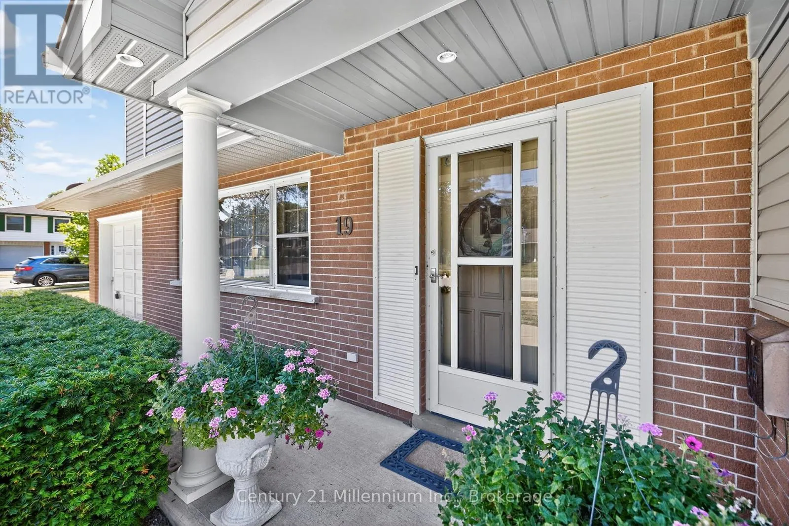 19 CROSBY DRIVE
