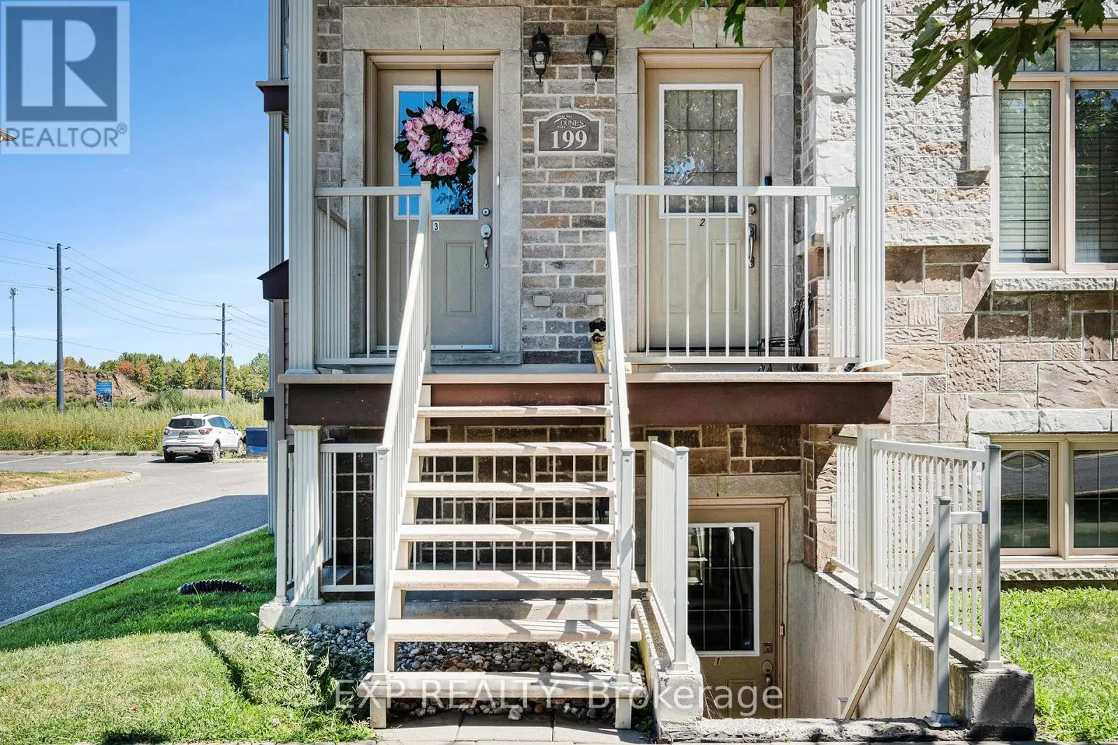 3 - 199 BOURDEAU BOULEVARD