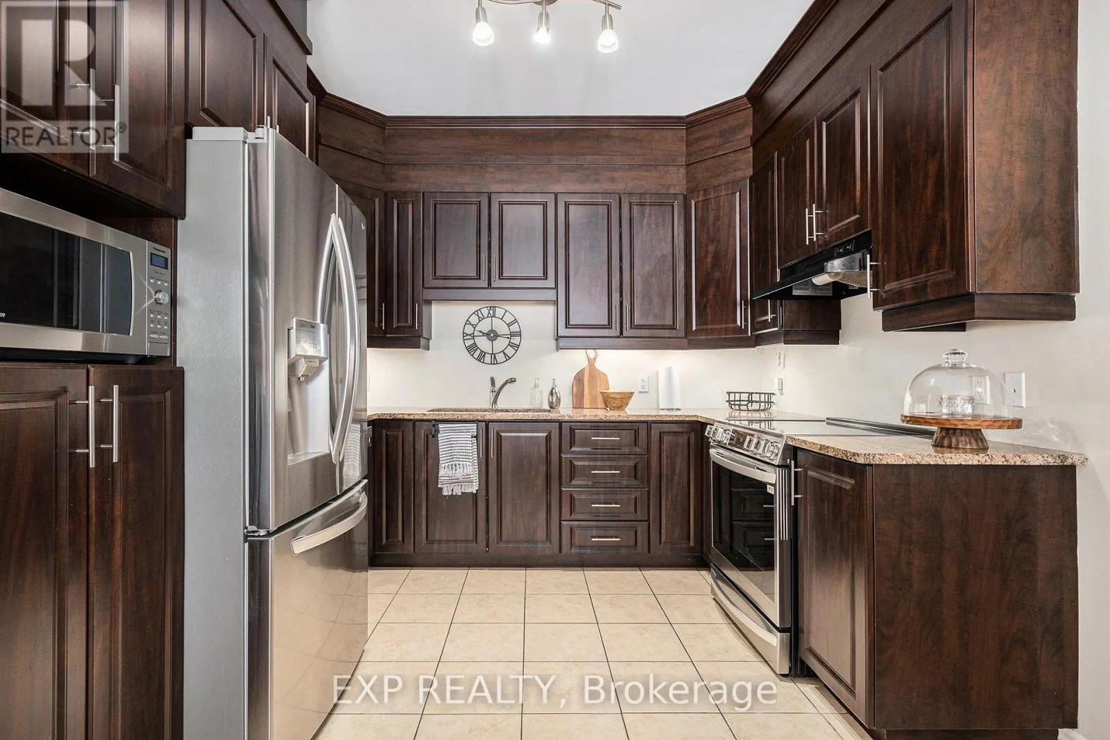 3 - 199 BOURDEAU BOULEVARD