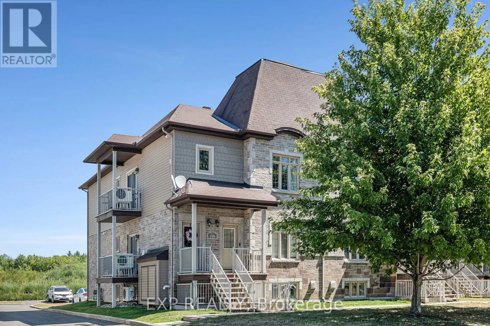 3 - 199 BOURDEAU BOULEVARD