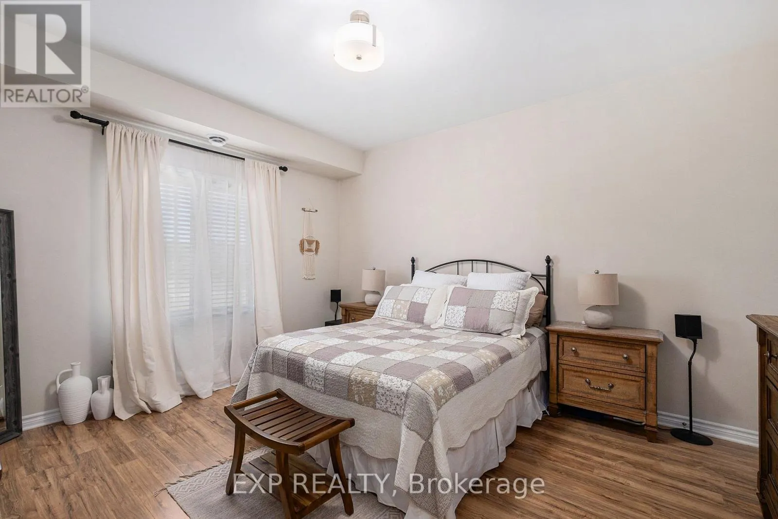 3 - 199 BOURDEAU BOULEVARD