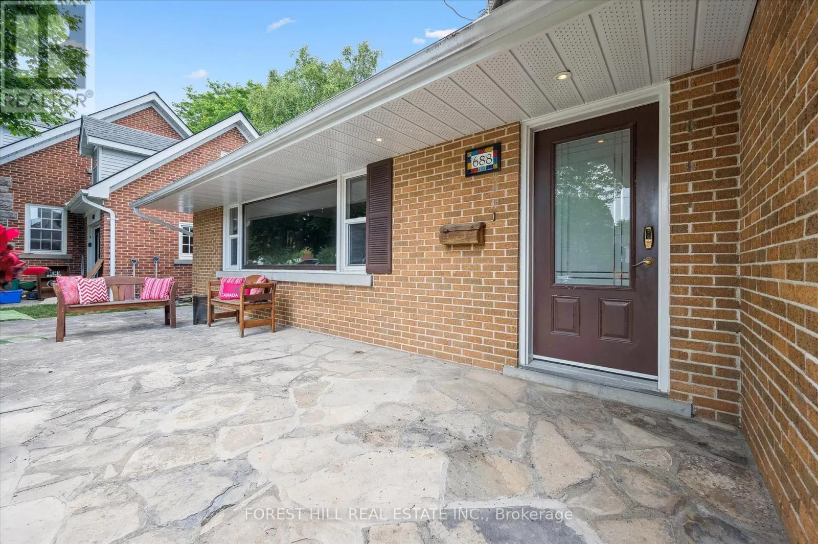 688 ROCKWAY DRIVE