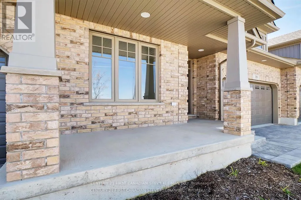 39 - 2650 BUROAK DRIVE, #39