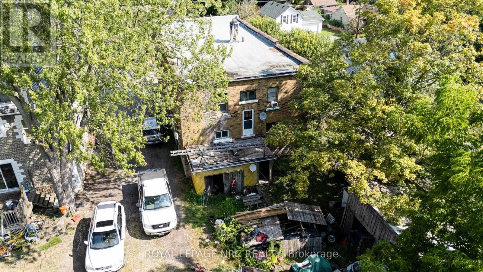 3651 ELM STREET