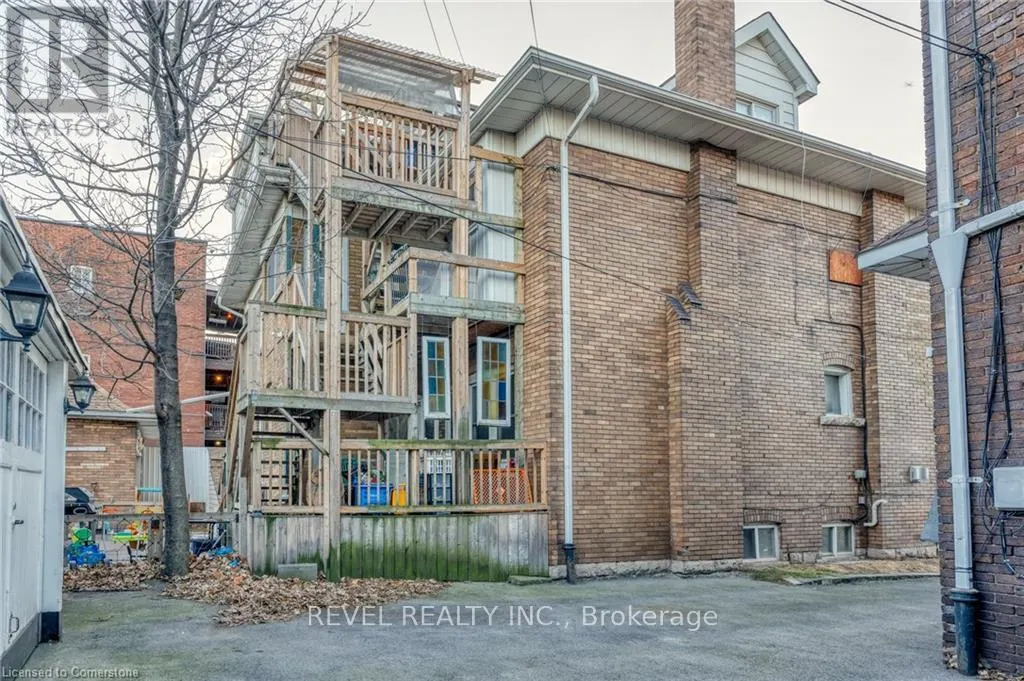 93 BARNESDALE BOULEVARD