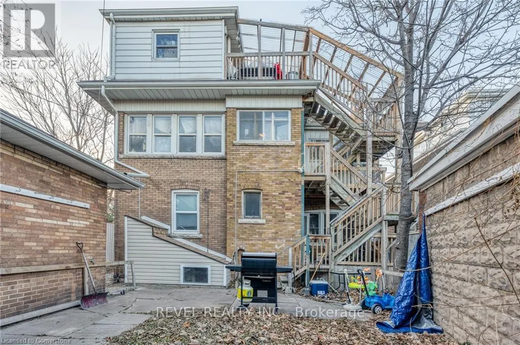 93 BARNESDALE BOULEVARD