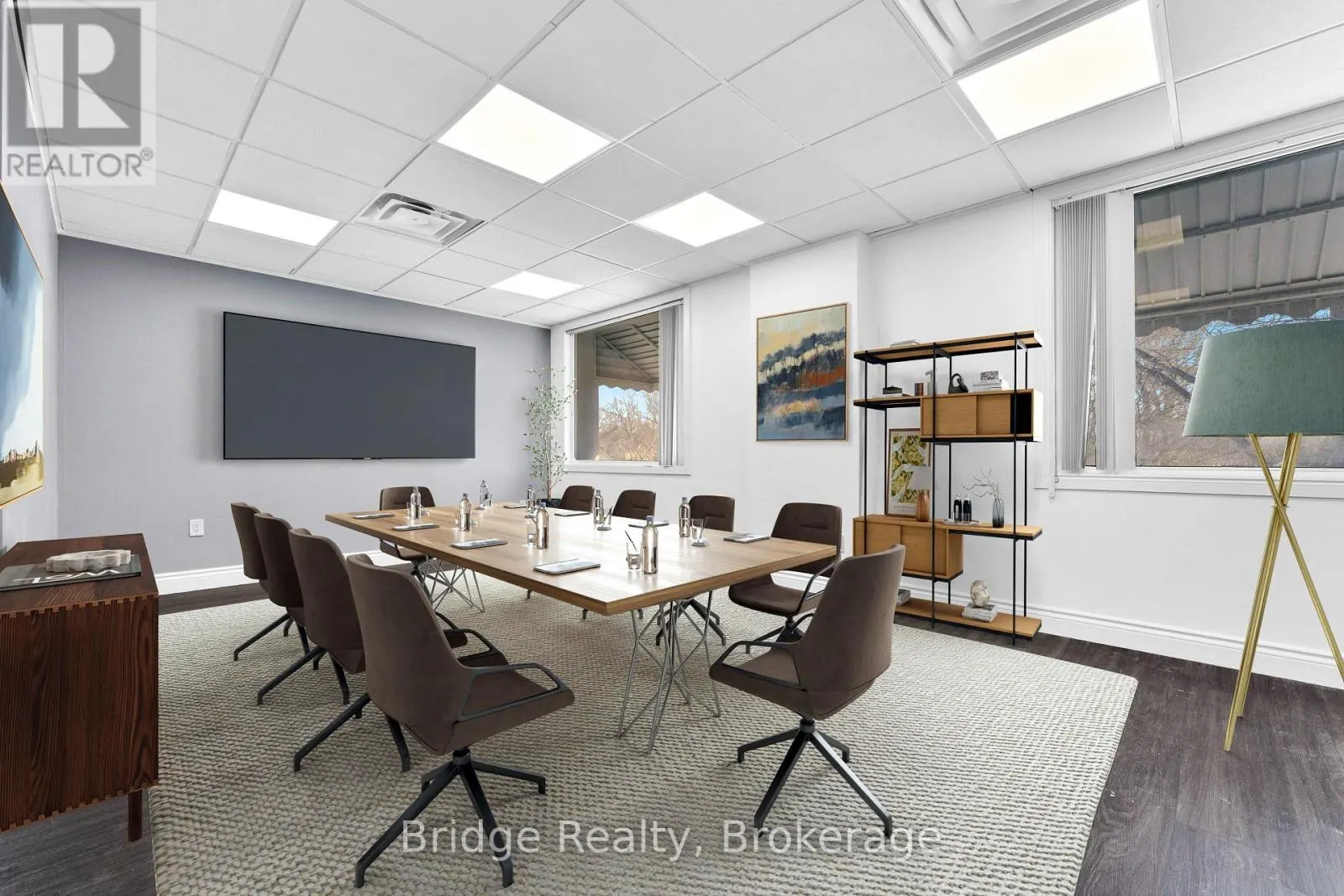 290 DUNDAS STREET