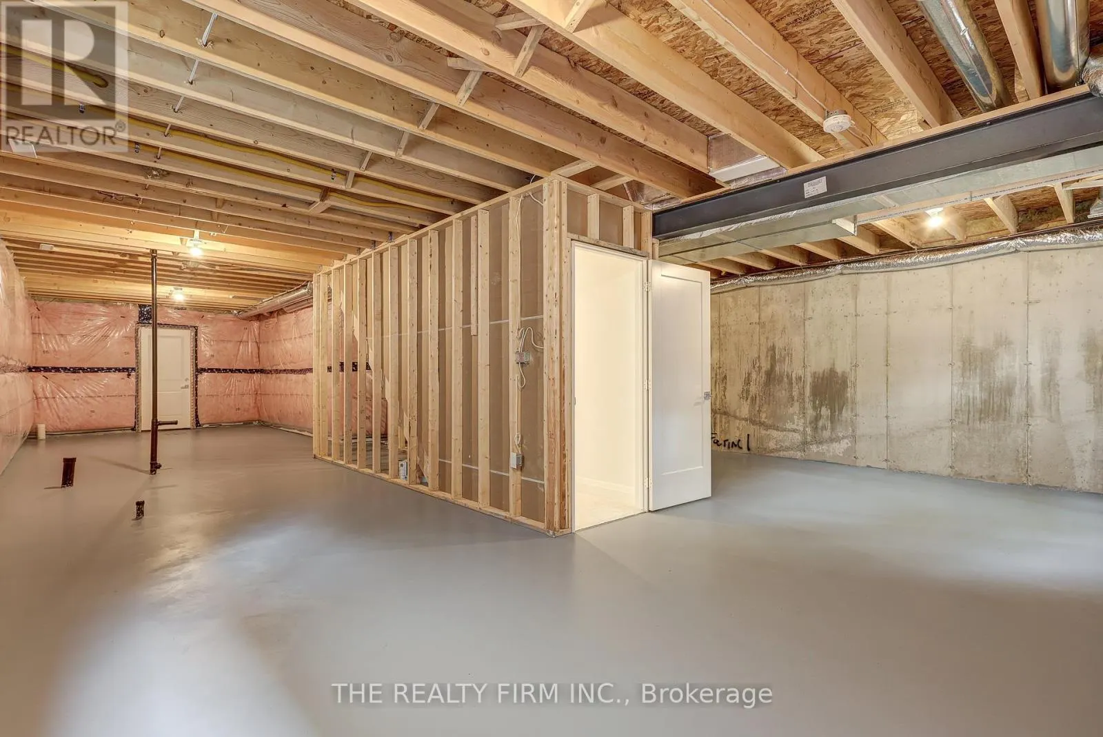 9 - 85 FOREST STREET, #9