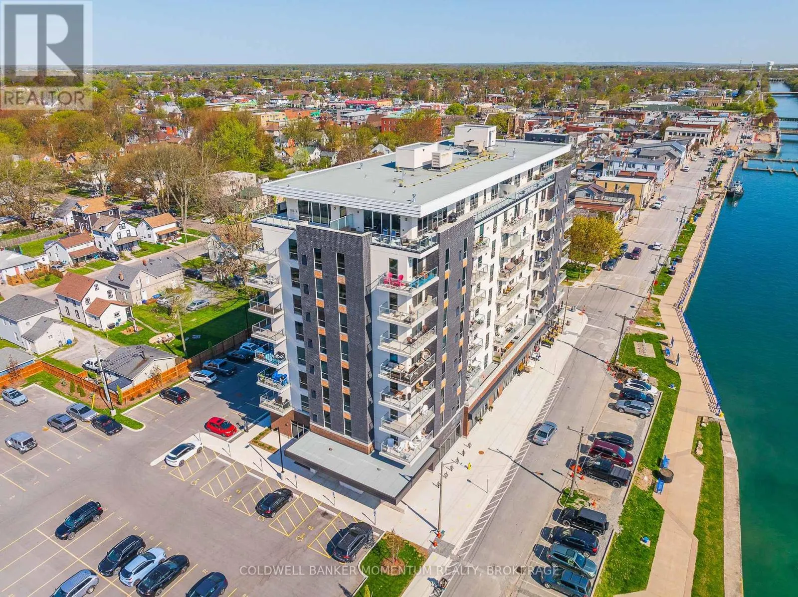 403 - 118 WEST STREET, #403
