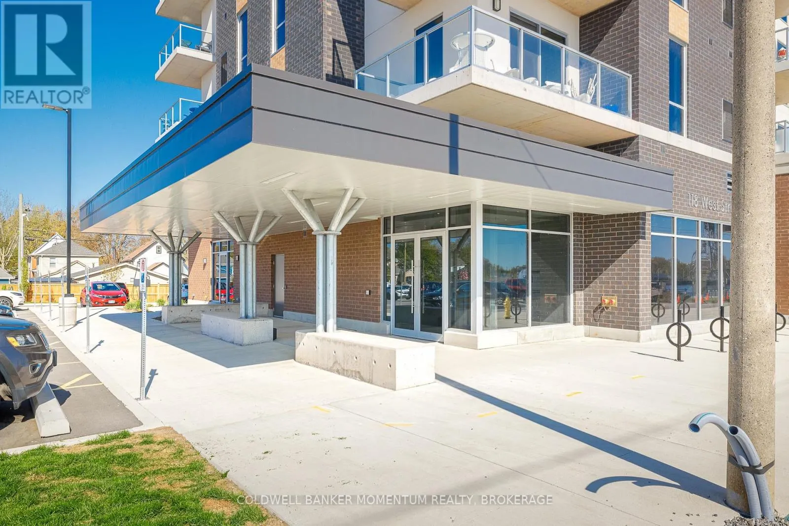 403 - 118 WEST STREET, #403