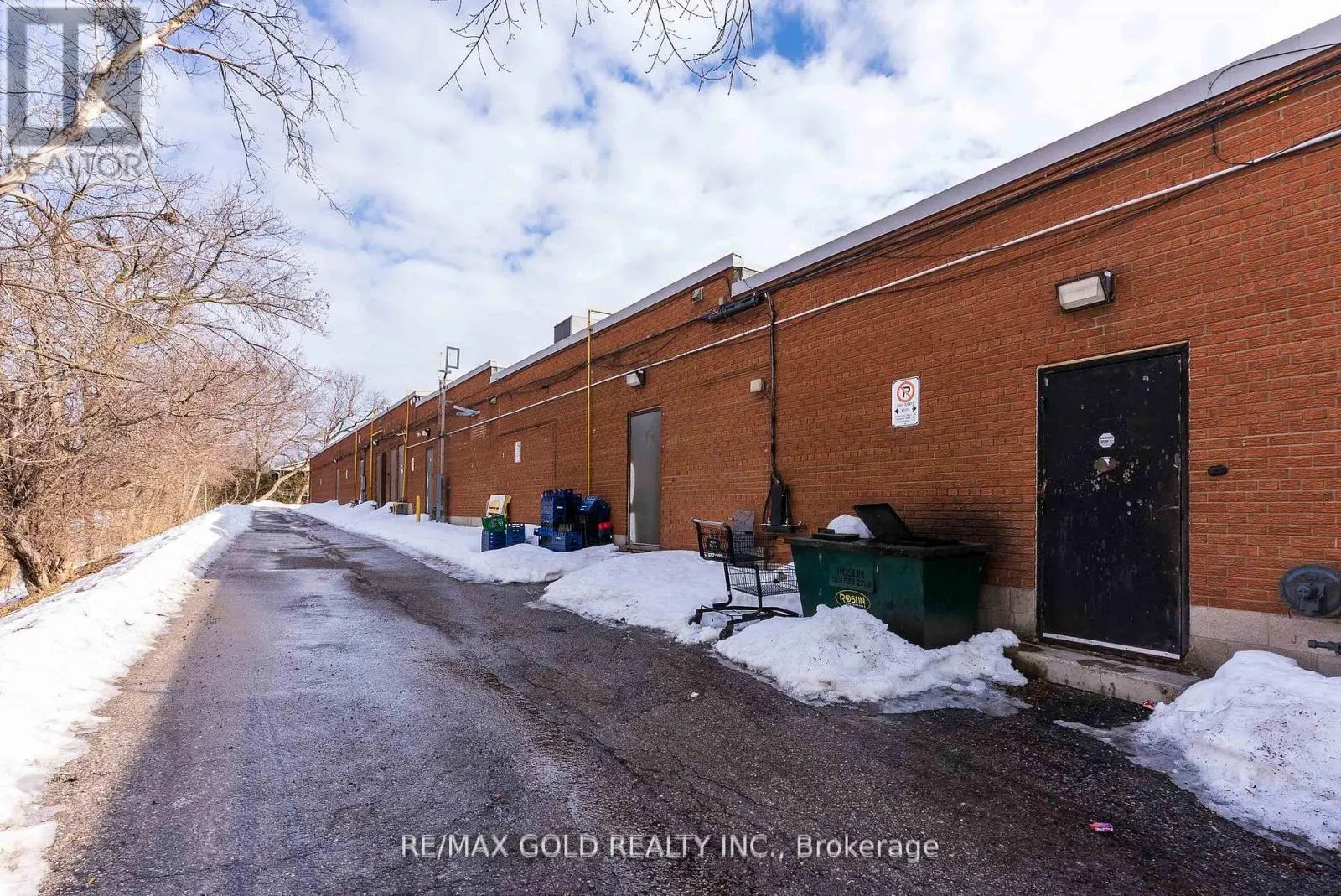 625 GREENHILL AVENUE