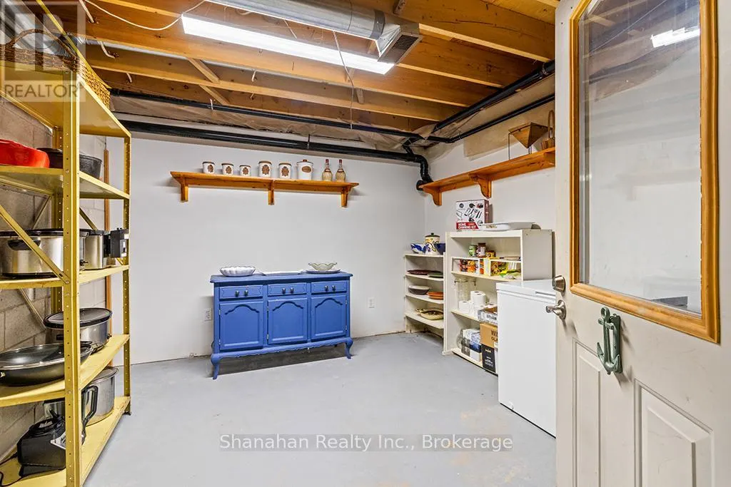 175 WARNER BAY ROAD