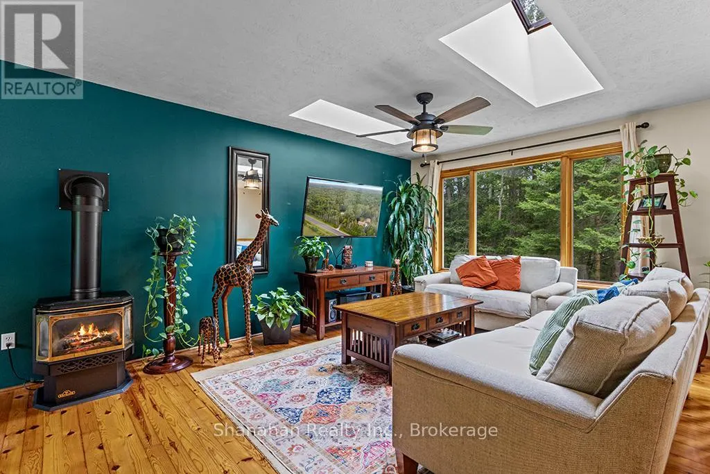 175 WARNER BAY ROAD