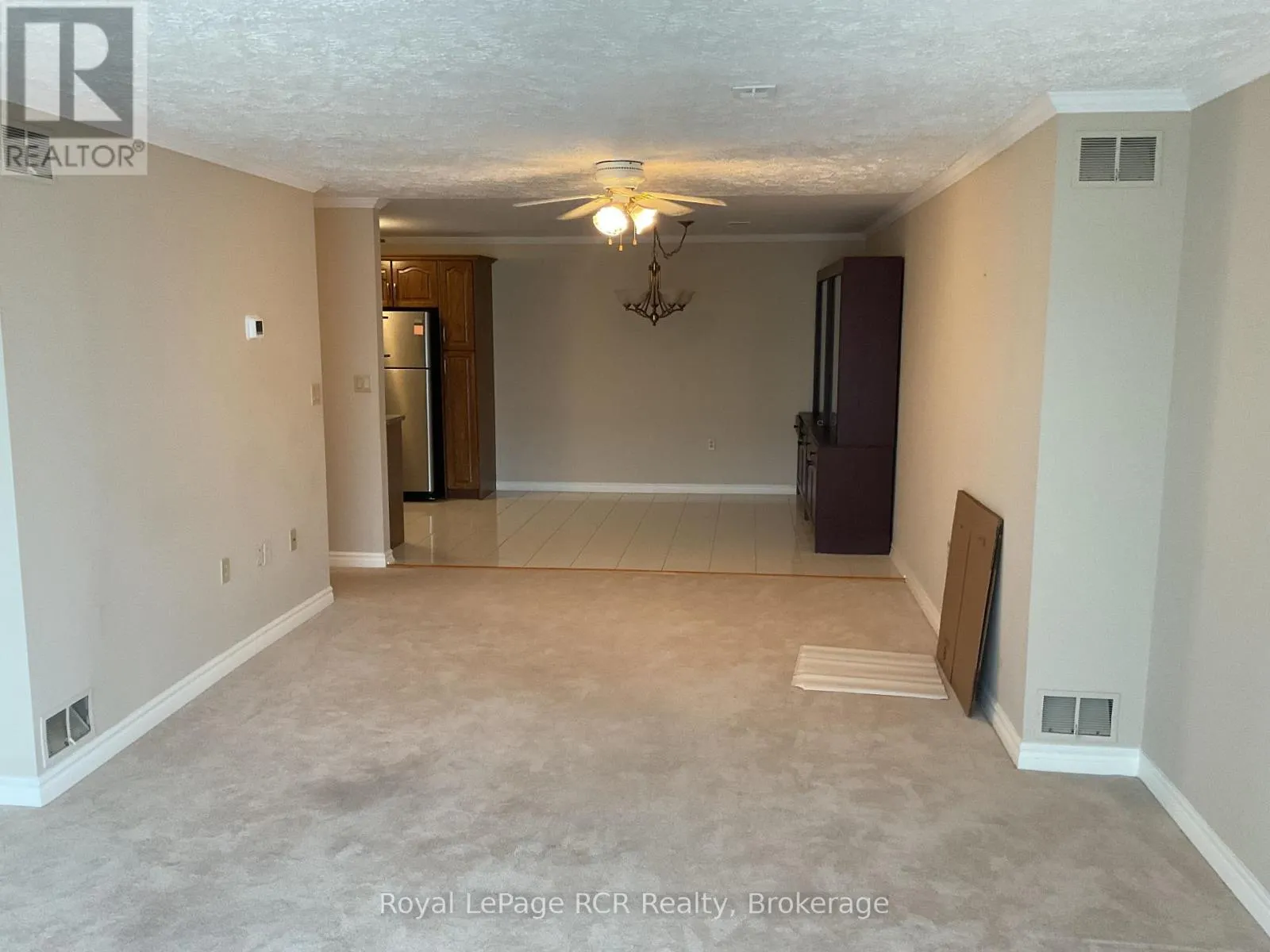 211 - 2555 3RD AVENUE W, #211
