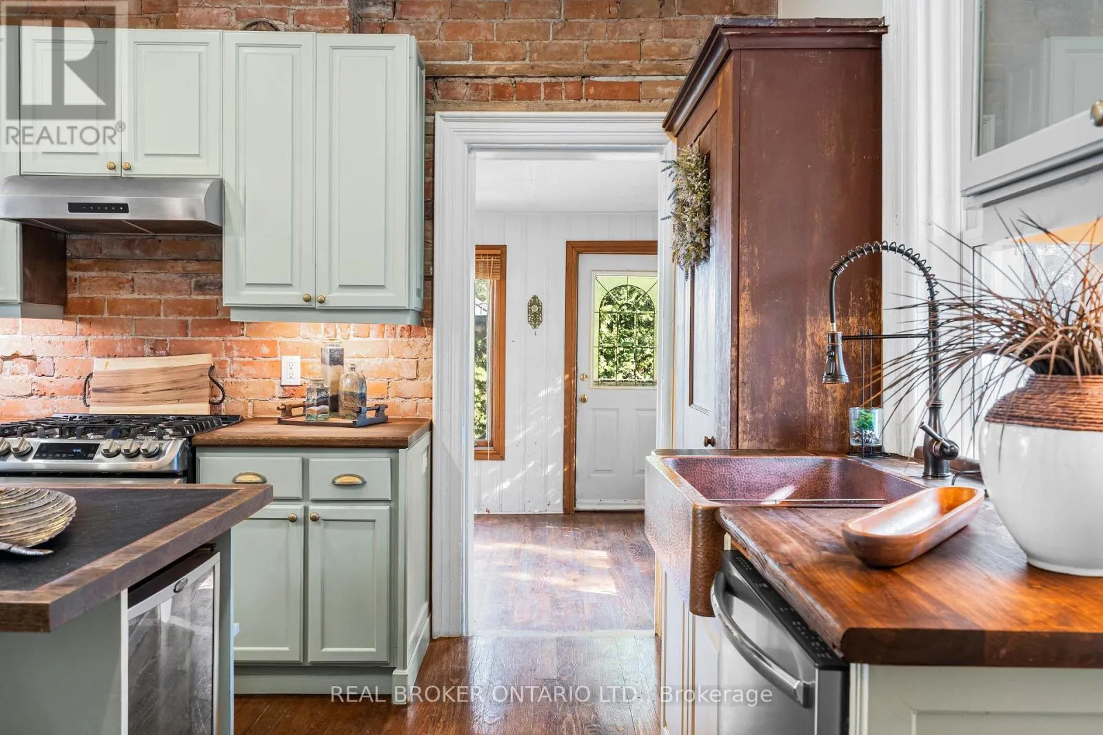74 LAKE AVENUE W