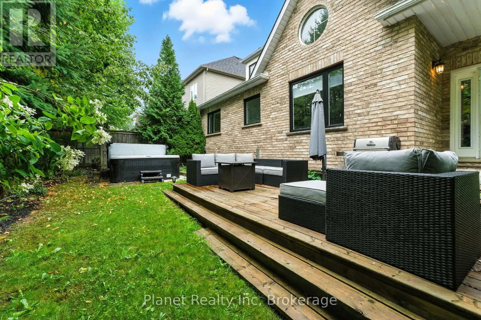 63 TRUESDALE CRESCENT