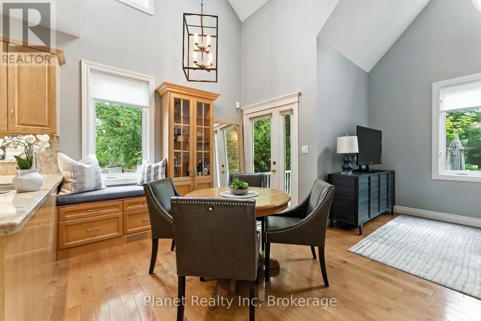63 TRUESDALE CRESCENT