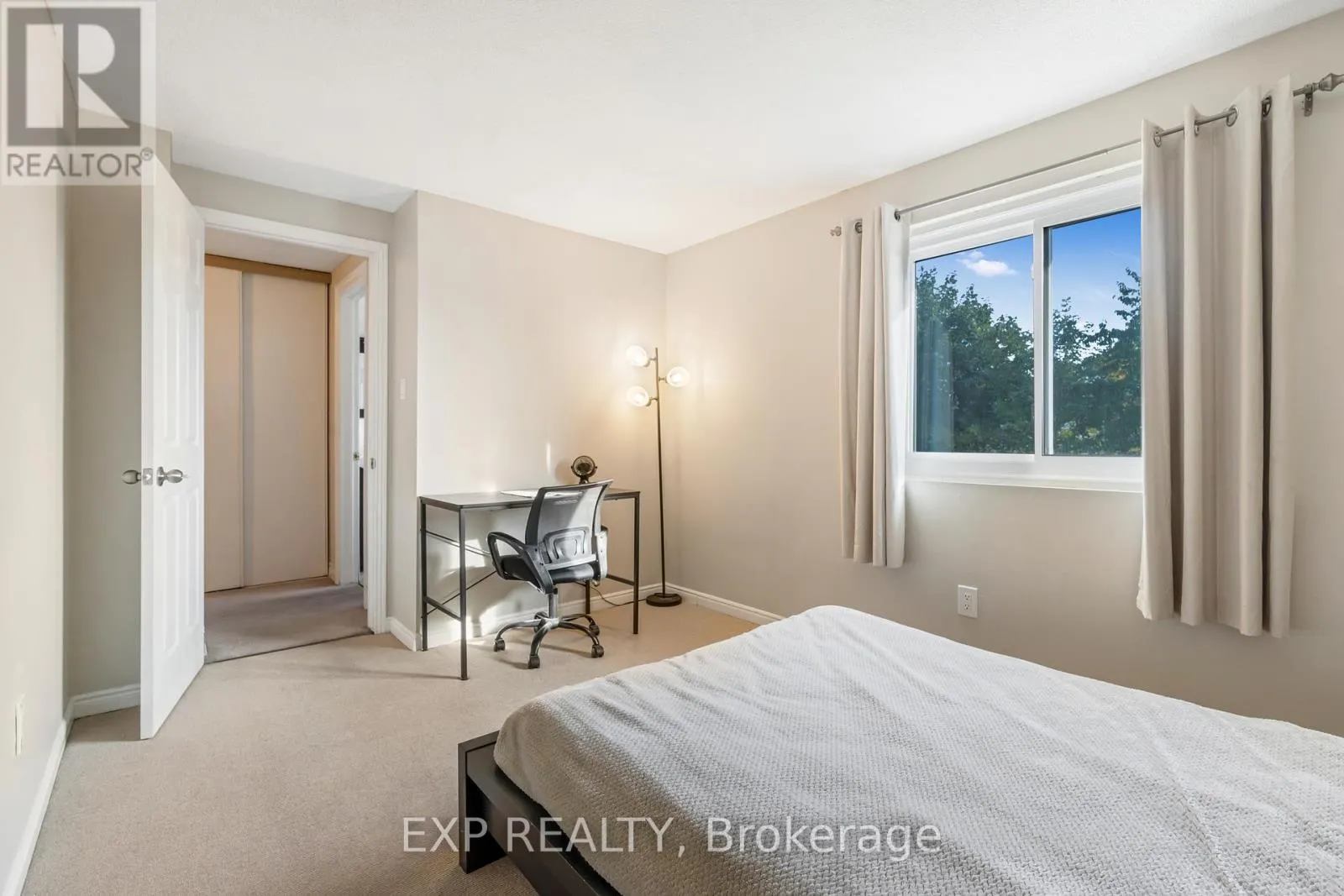 88 RAND STREET S