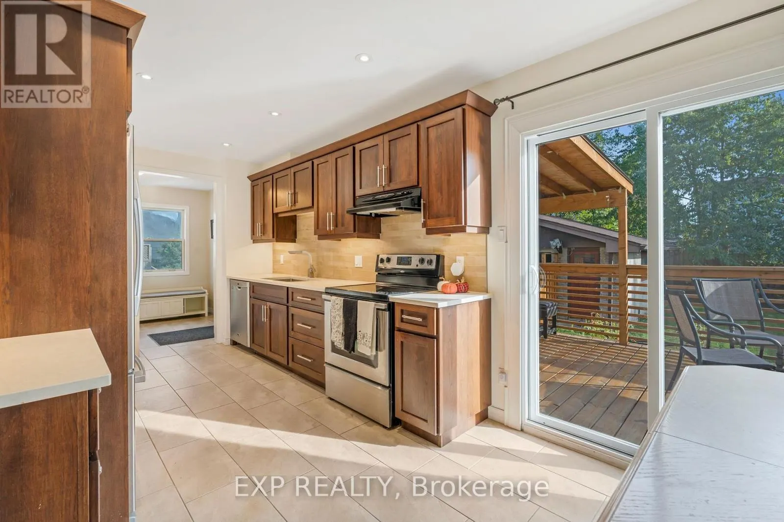 88 RAND STREET S