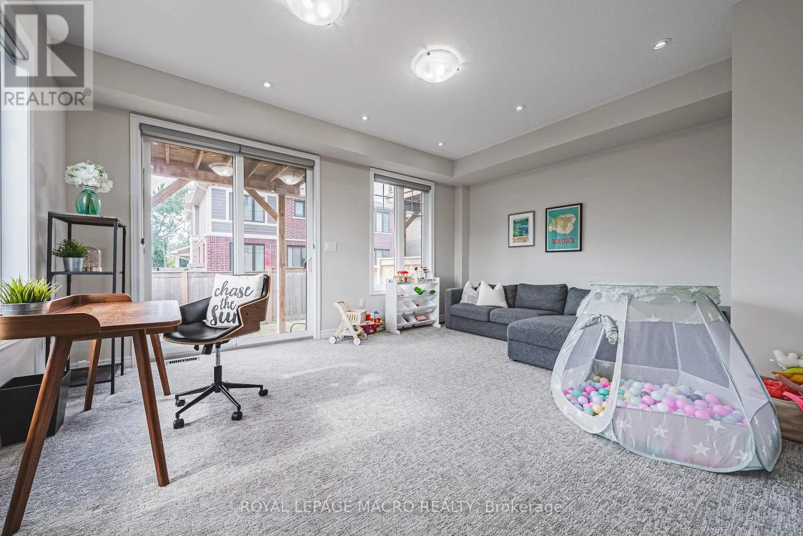 52 - 288 GLOVER ROAD