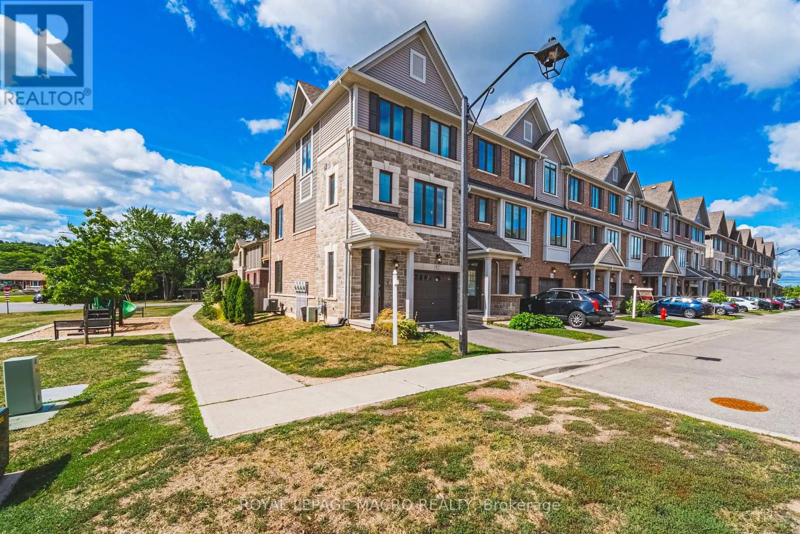52 - 288 GLOVER ROAD