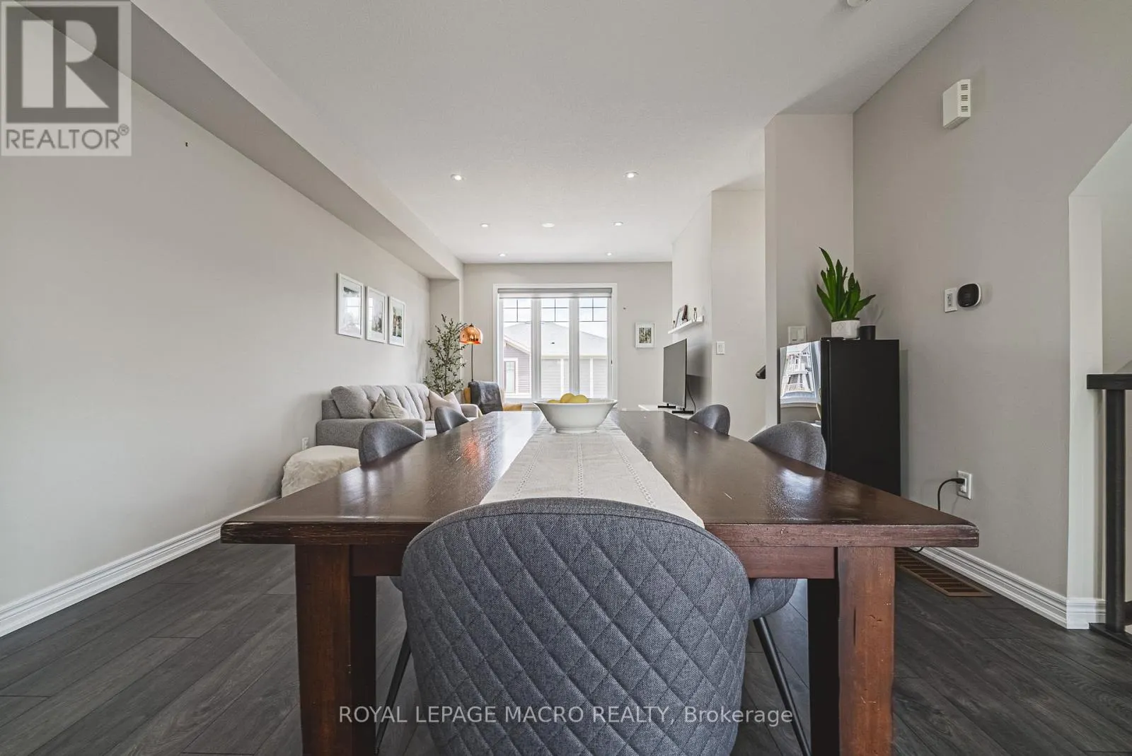 52 - 288 GLOVER ROAD