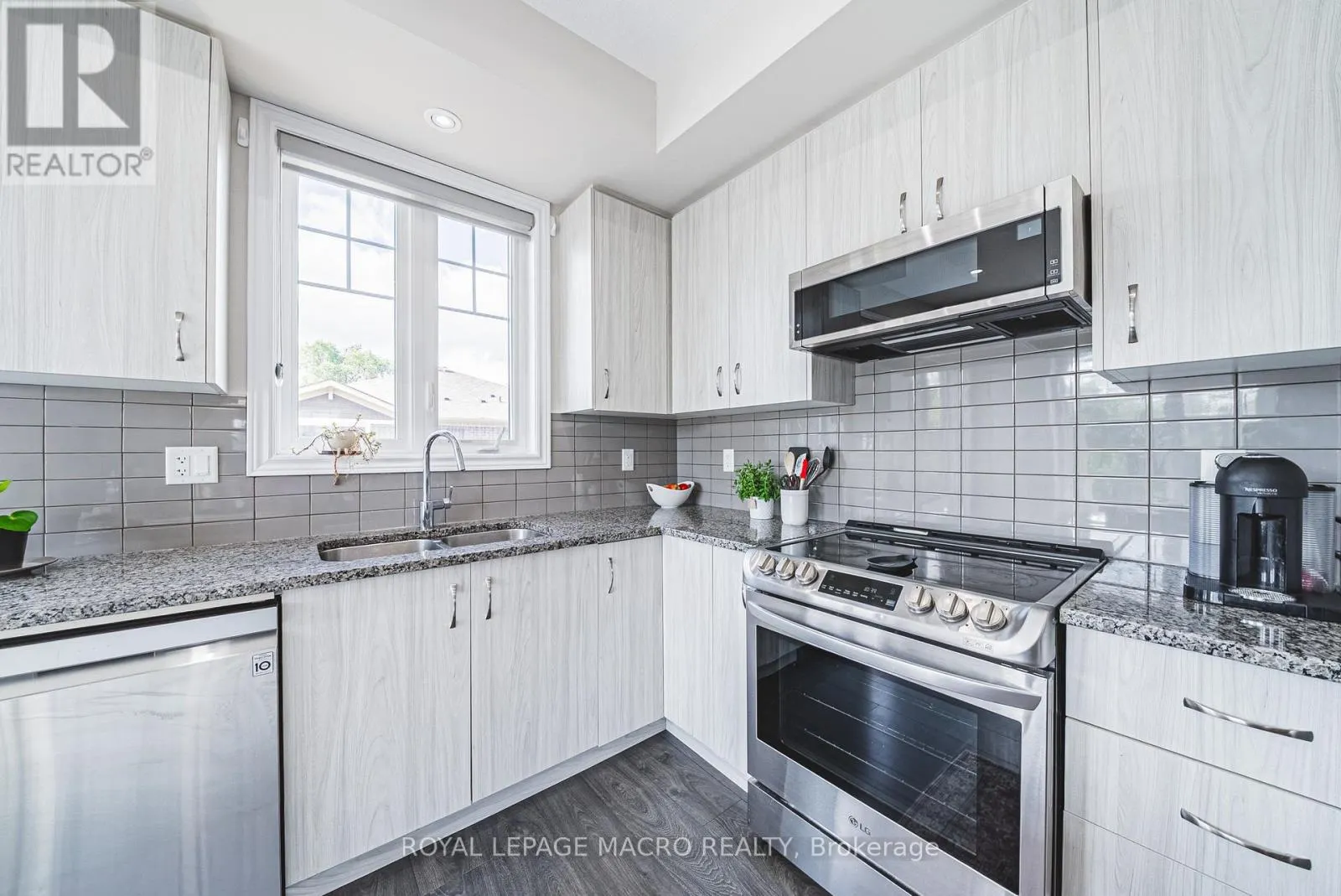 52 - 288 GLOVER ROAD