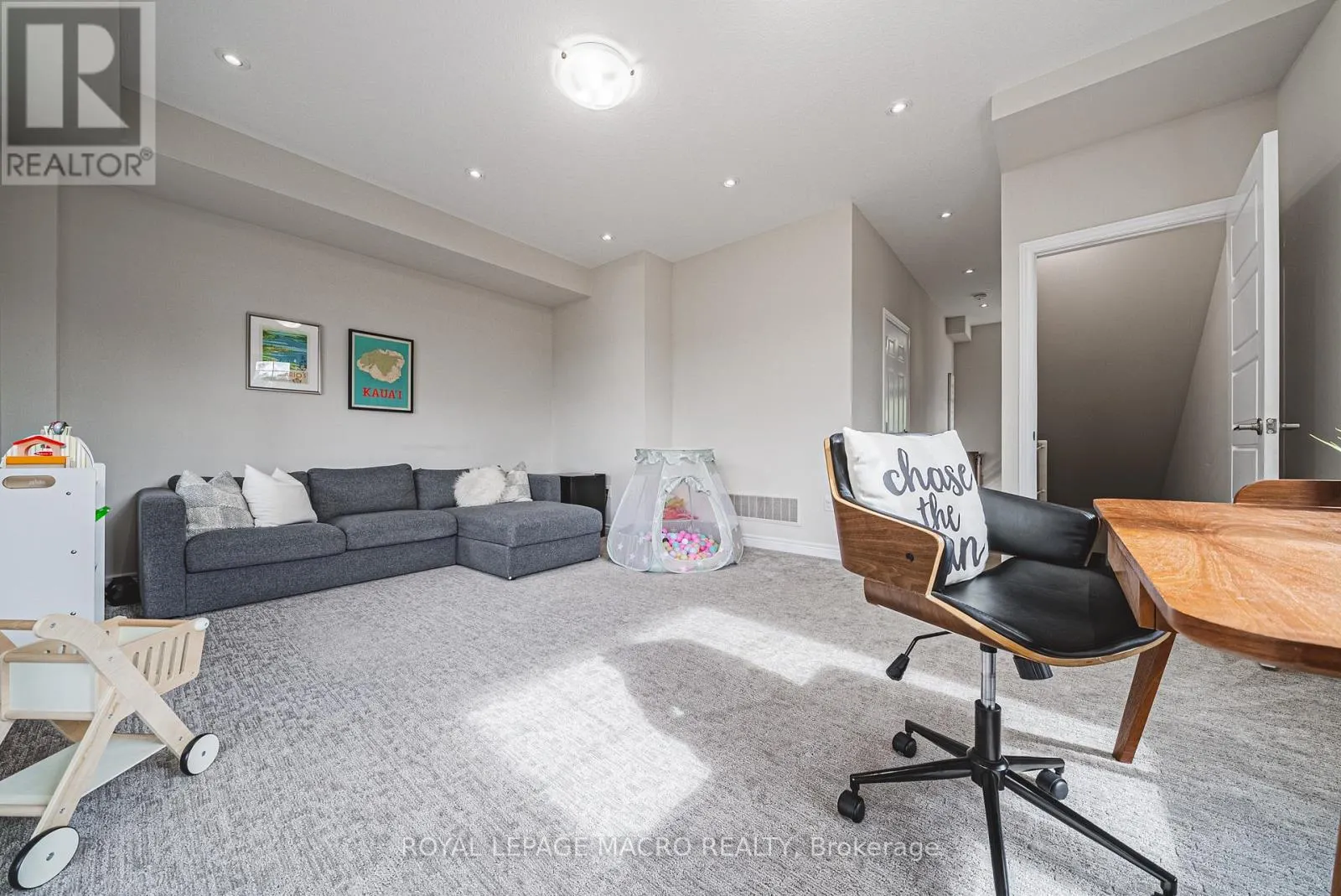 52 - 288 GLOVER ROAD