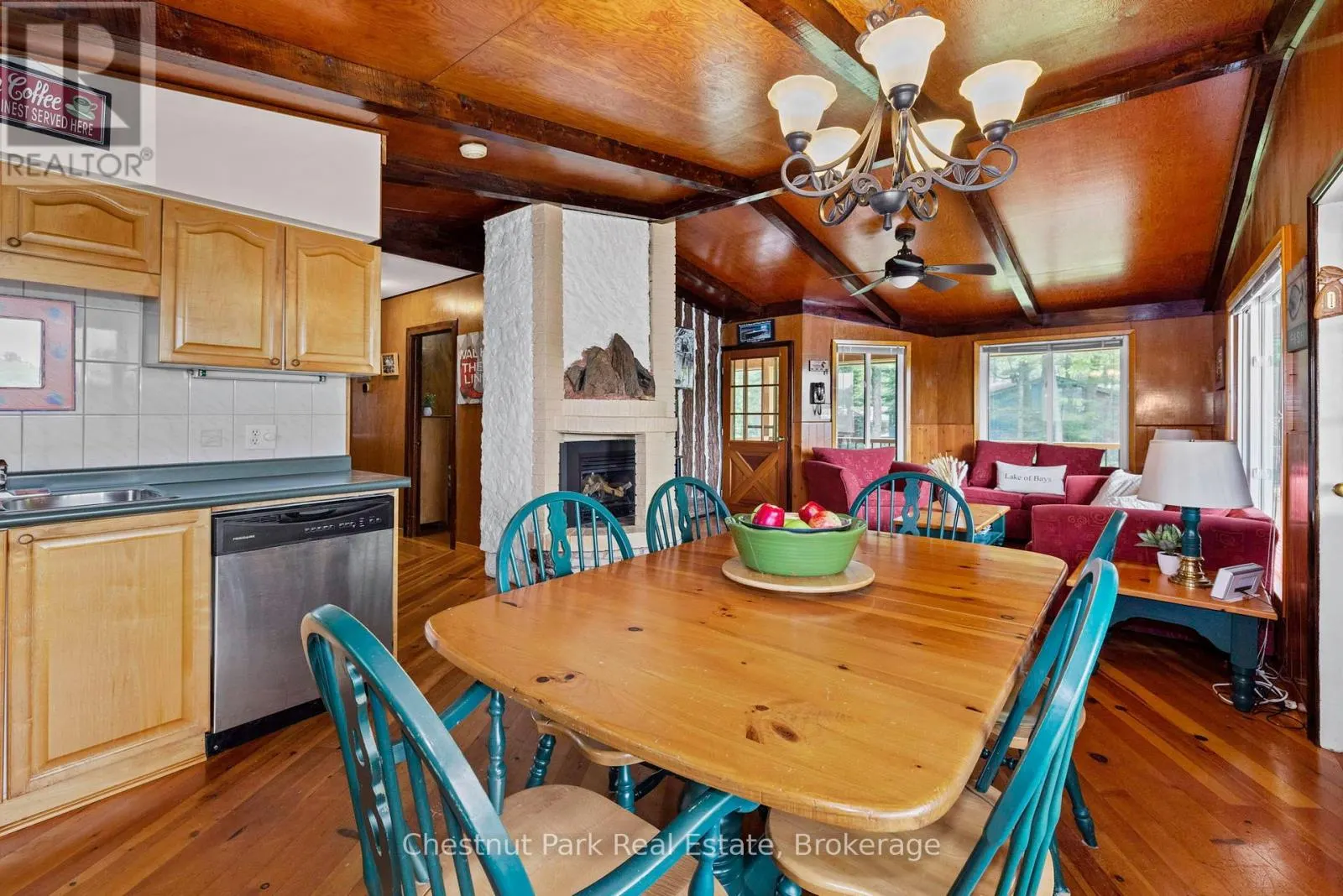 4 MALLARD LANE