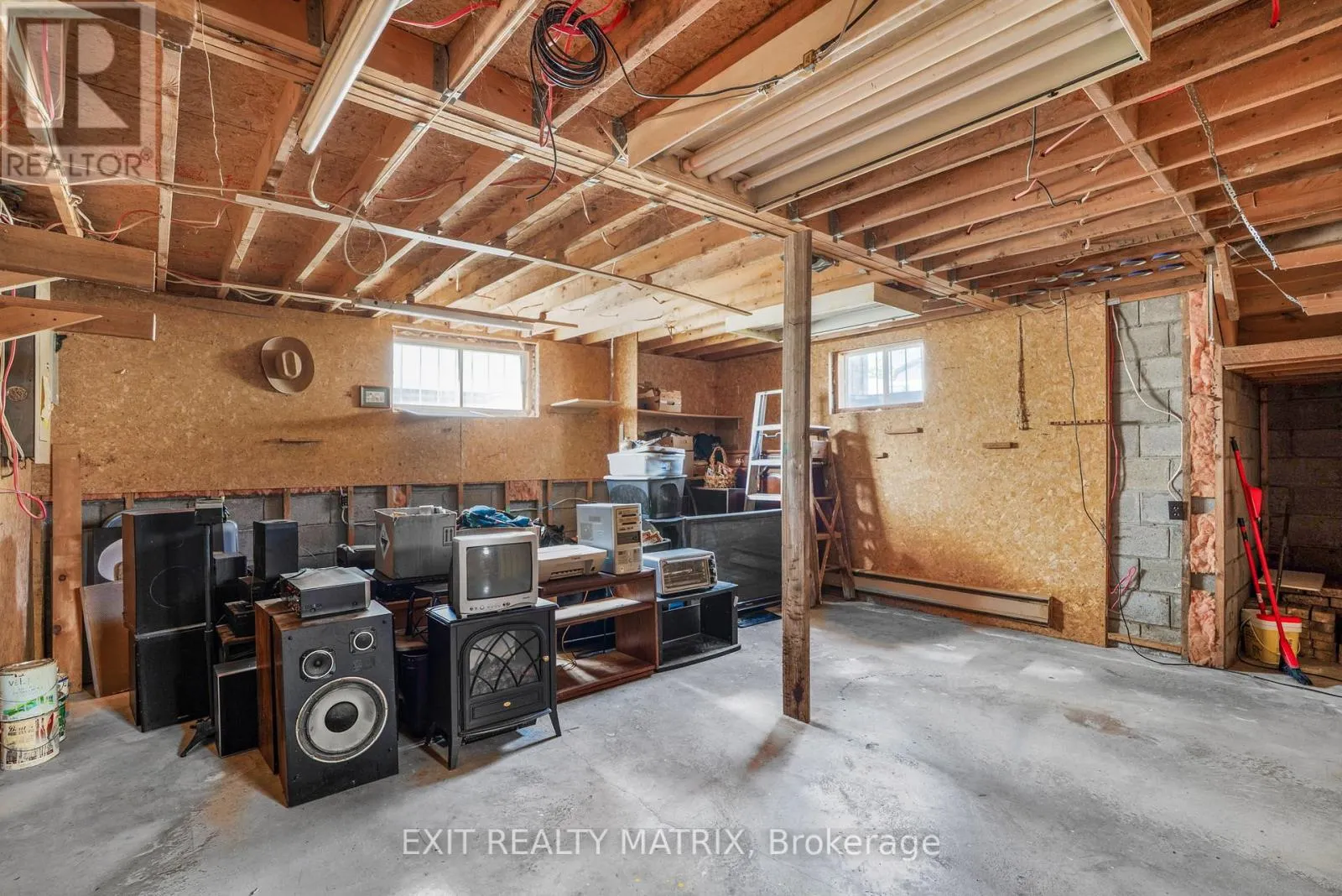 366 TELEGRAPH ROAD