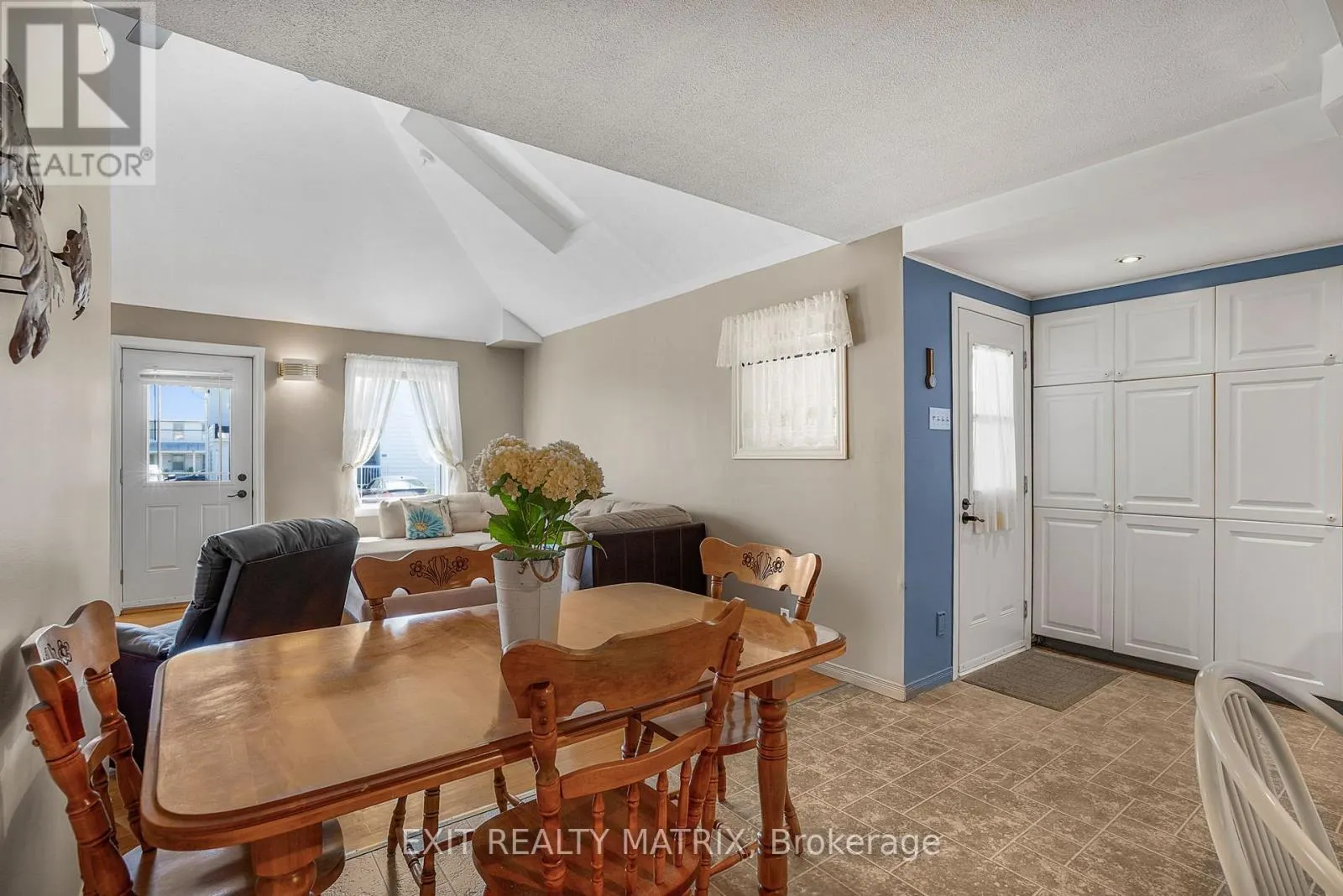 366 TELEGRAPH ROAD