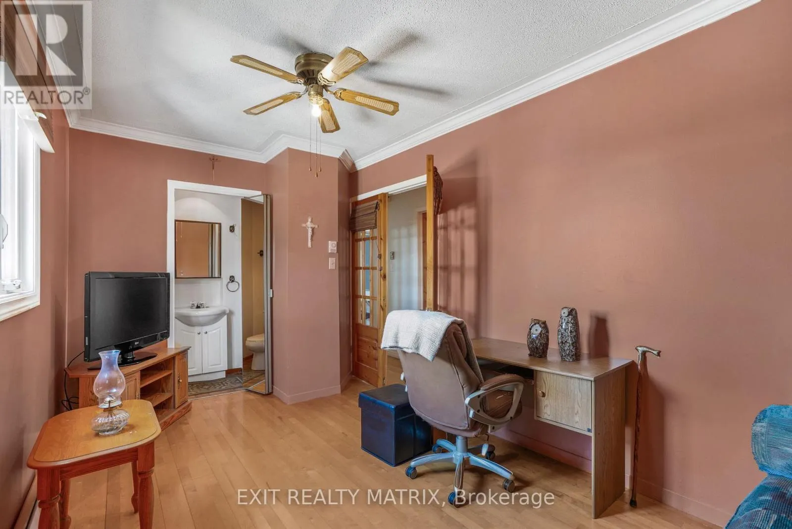 366 TELEGRAPH ROAD