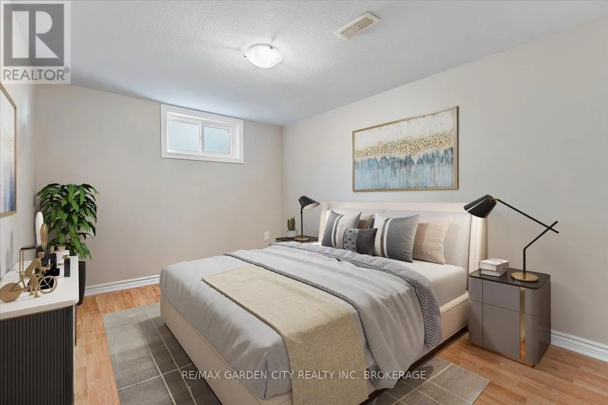 160 ELGIN STREET
