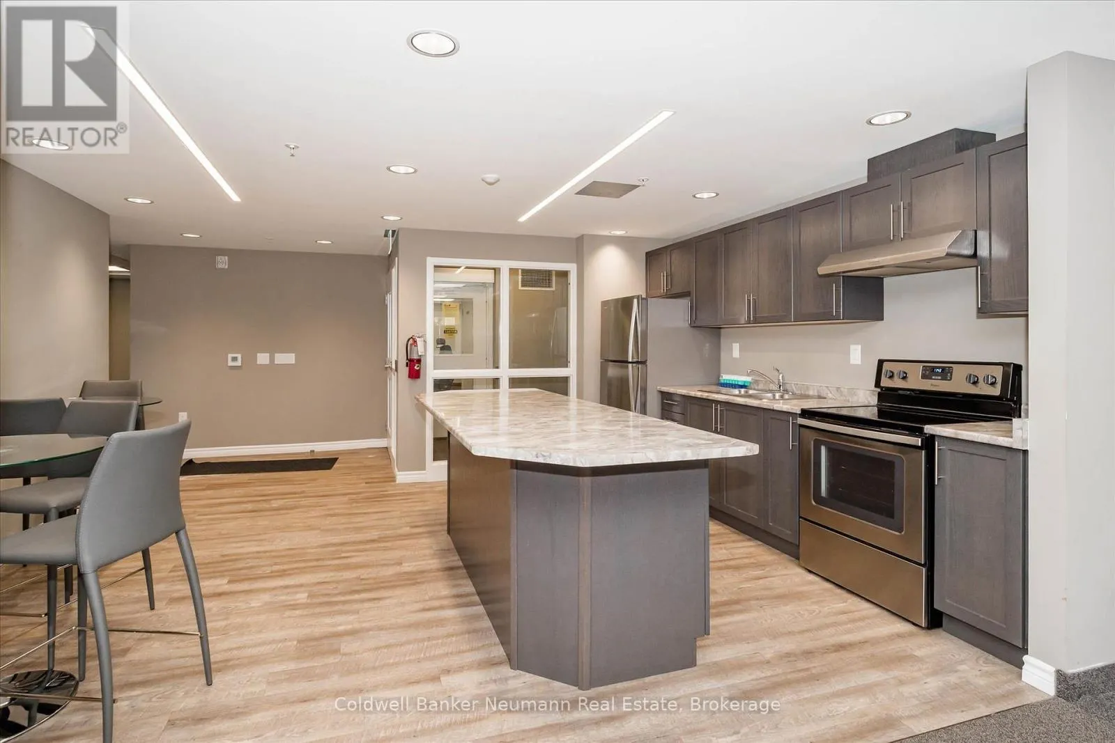 306 - 7 KAY CRESCENT, #306