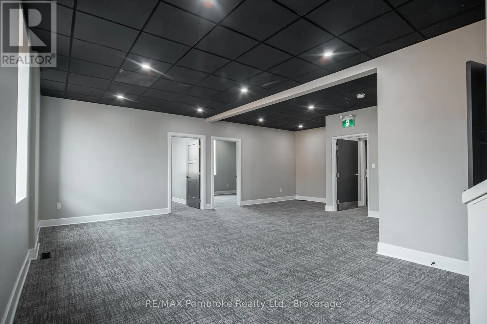 150 PEMBROKE STREET W
