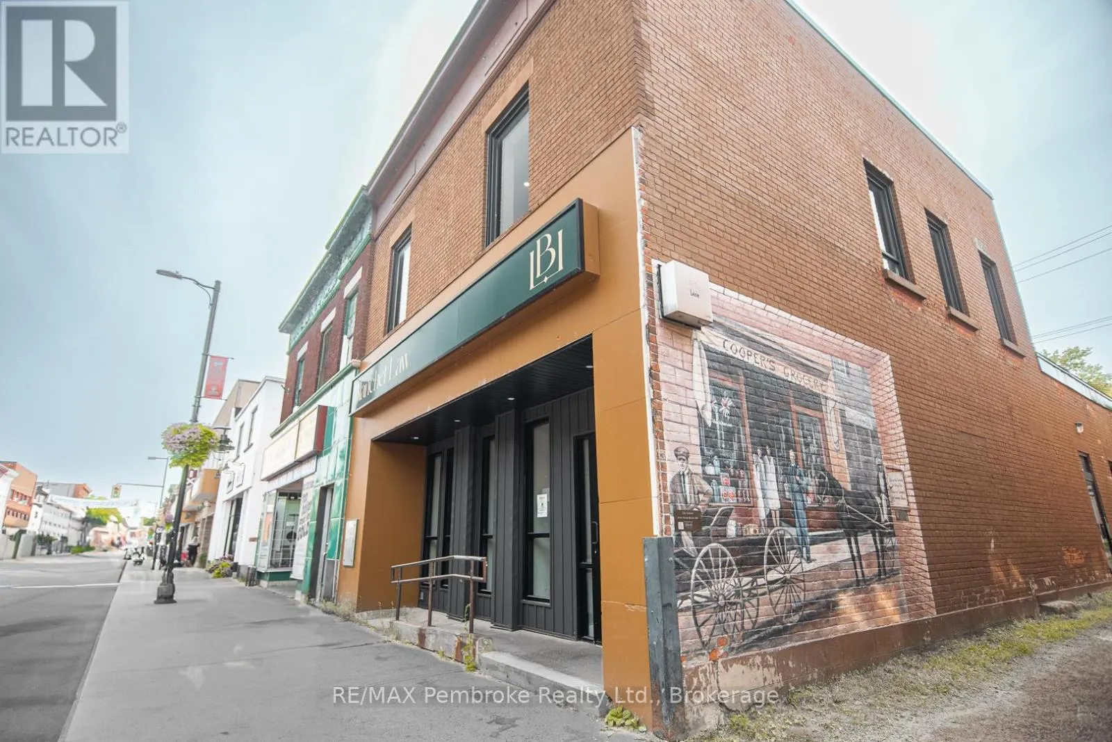 150 PEMBROKE STREET W