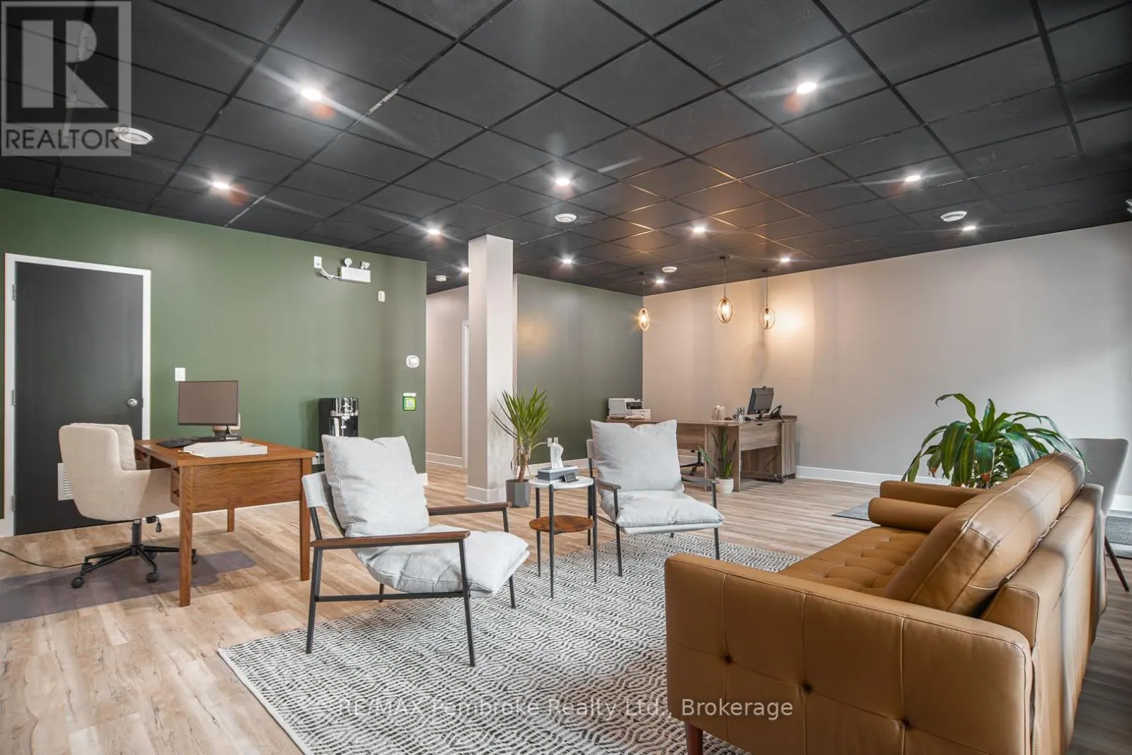 150 PEMBROKE STREET W