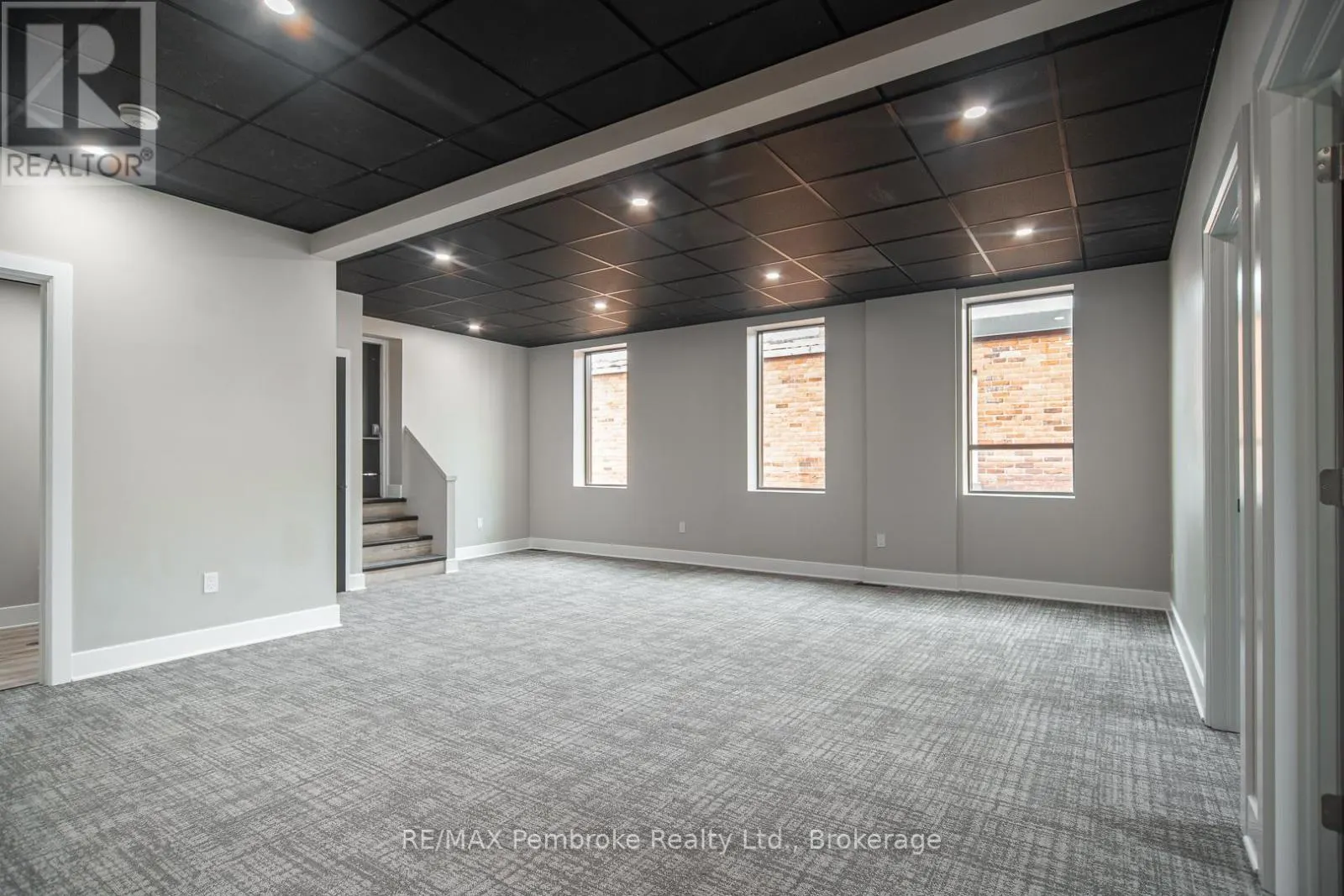 150 PEMBROKE STREET W