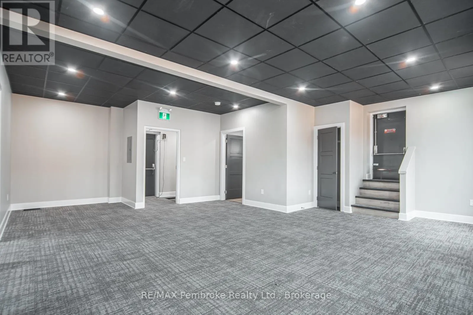 150 PEMBROKE STREET W